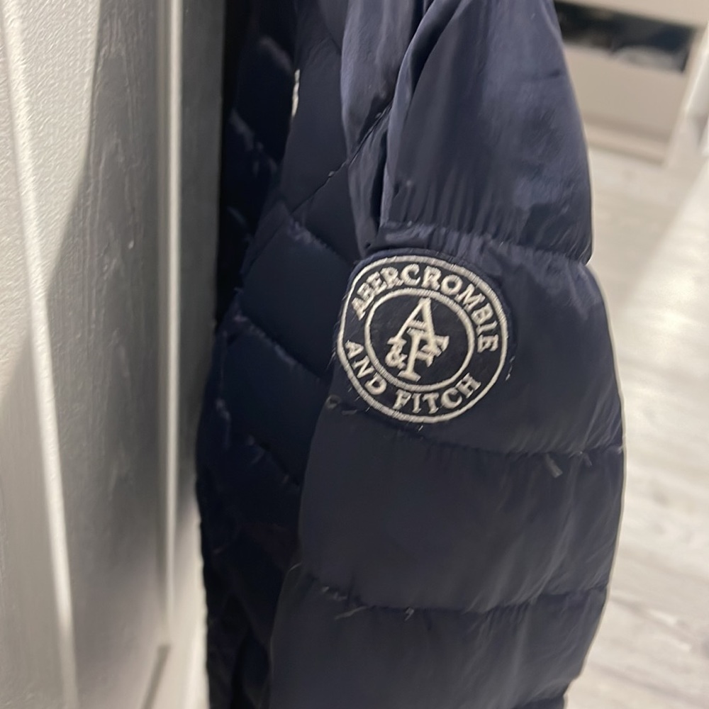Jacket - Picture 3 of 4